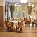 дикас Hotel Smolyan